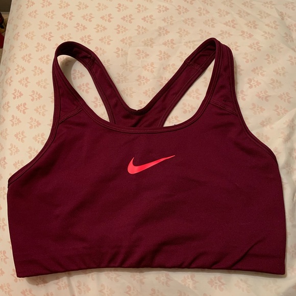 maroon nike sports bra